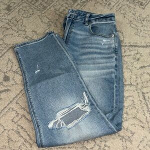 ✨AE Curvy Mom Jean